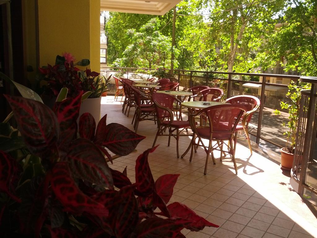 Hotel Abel & Residence Cesenatico Exterior photo